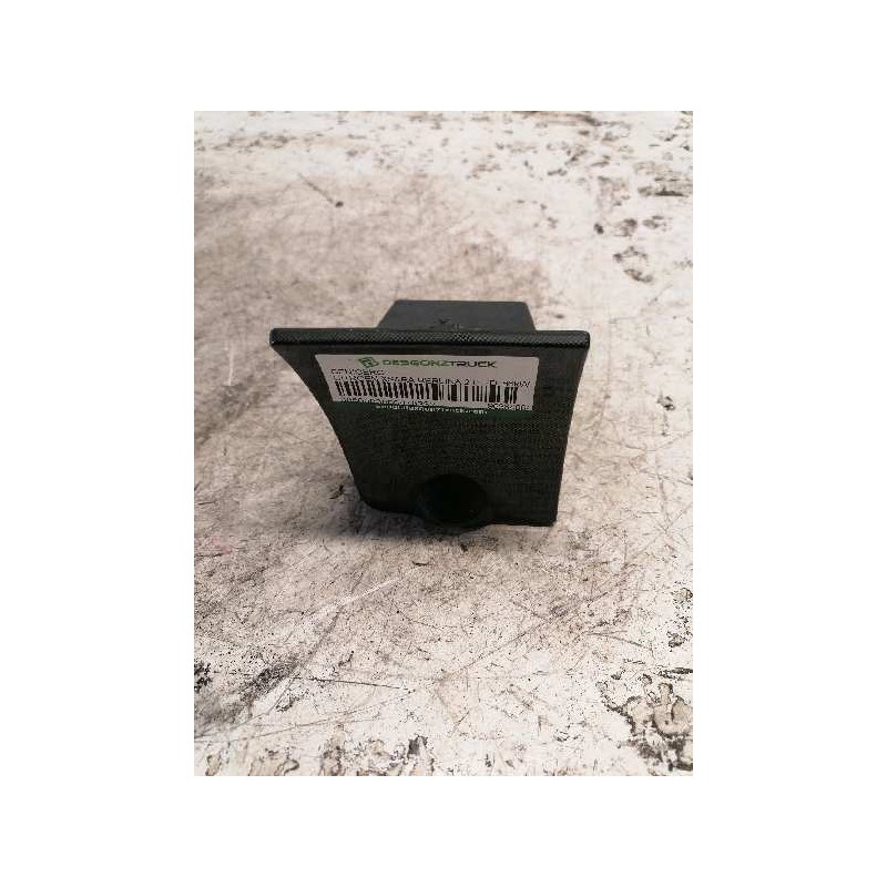 Recambio de cenicero para citroën xsara berlina 2.0 hdi 66kw premier referencia OEM IAM 9638400477  