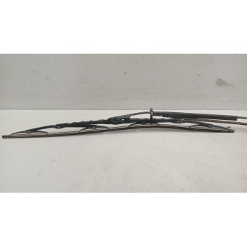 Recambio de brazo limpia delantero para daf serie xf105.xxx 12.9 diesel referencia OEM IAM   