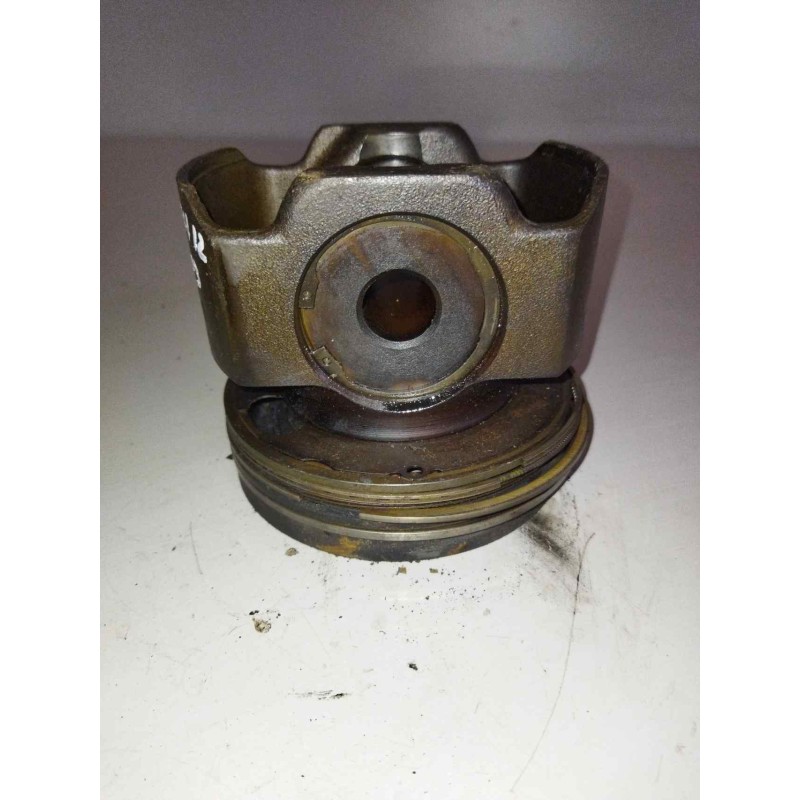 Recambio de piston para volvo fh 440 fg 4x2 low corto referencia OEM IAM 21161901 4