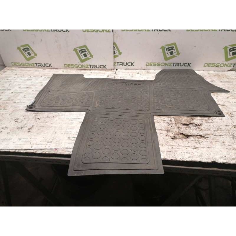 Recambio de alfombrilla para citroën jumper pritsche 35 l2 heavy hdi 130 dreiseitenkipper referencia OEM IAM   