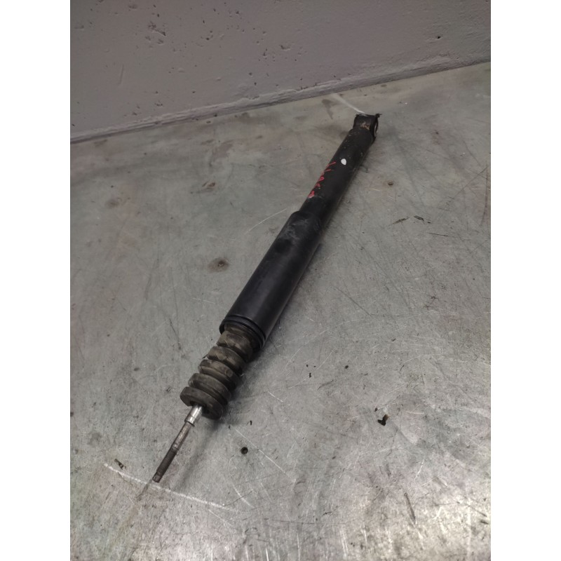 Recambio de amortiguador trasero derecho para renault clio iii authentique referencia OEM IAM 8200556691 2
