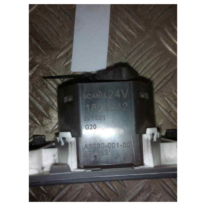 Recambio de modulo electronico para scania serie p/g/r (c-clase) 12.7 diesel referencia OEM IAM 1899842  INTERRUPTOR BLOQUEO - Blanco 2
