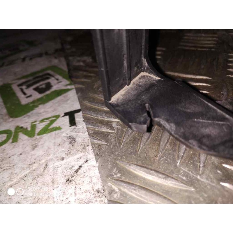 Recambio de faro izquierdo para scania serie 4 (p/r 124 l) fsa 420 (4x2) e2/e3 corto cr 13 / 14 b referencia OEM IAM 2