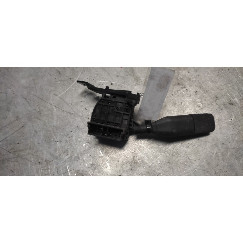 Recambio de mando limpia para renault rapid/express (f40) 1.3 cat referencia OEM IAM 770030616 5 PINS 2