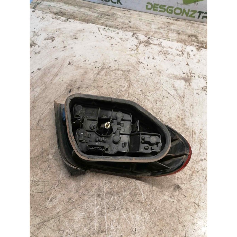 Recambio de piloto trasero derecho para citroën xsara berlina 1.6 attraction referencia OEM IAM   6 PINS - Gris 2