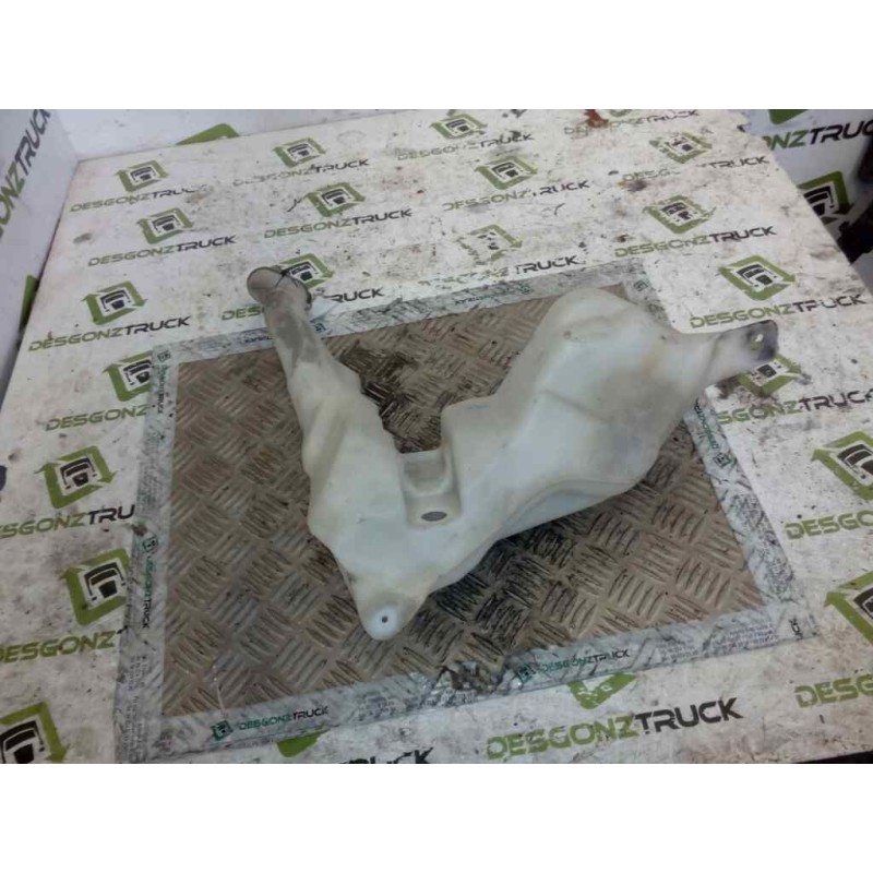 Recambio de deposito limpia para renault mascott fg 160. 35/55/65 cabina individual referencia OEM IAM 82002146985 3