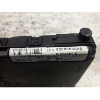 Recambio de centralita check control para renault megane ii berlina 5p authentique referencia OEM IAM 8200606828  
