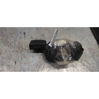 CINTURON SEGURIDAD TRASERO CENTRAL 33030033C 
