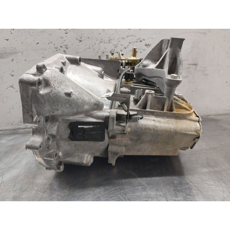 Recambio de caja cambios para peugeot 407 sw st sport referencia OEM IAM 20MB17 - Negro 3