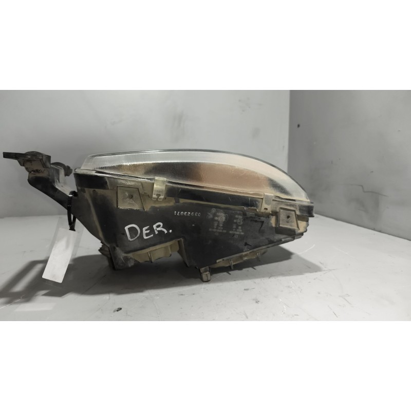 Recambio de faro derecho para man tg - a 18.440 10.5 diesel referencia OEM IAM 81251016456 - Blanco 2