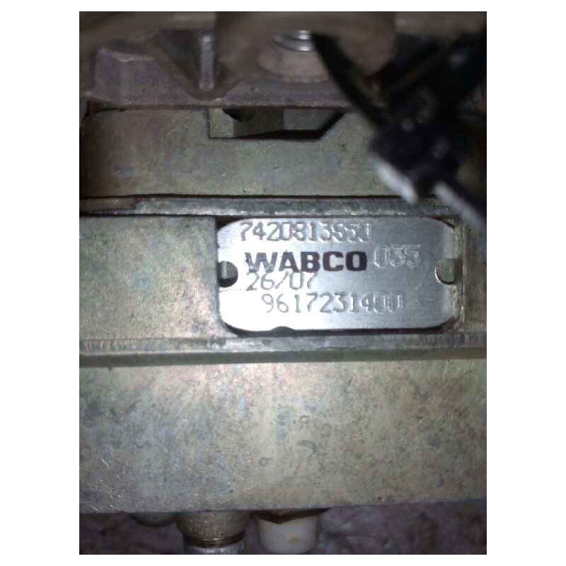 Recambio de palanca freno de mano para renault premium route 2006 fas 4x2 larga distancia referencia OEM IAM 9617231400 74208138 - Rojo 4