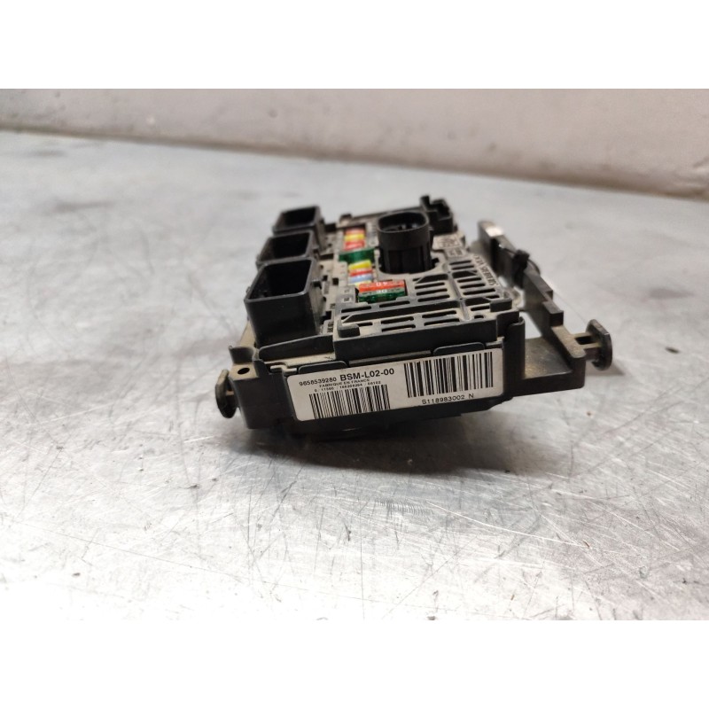 Recambio de caja reles / fusibles para peugeot 407 sw st sport referencia OEM IAM 9658539280  BSM - Negro 3