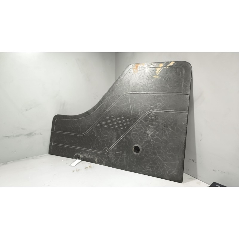 Recambio de guarnecido puerta delantera derecha para ebro l-35s referencia OEM IAM   