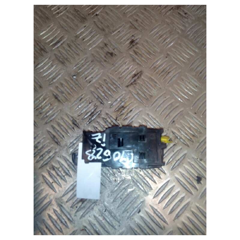 Recambio de maneta interior delantera izquierda para nissan trucks atleon tk 3.95 referencia OEM IAM - Blanco 2