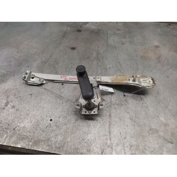 ELEVALUNAS TRASERO DERECHO MANUAL 