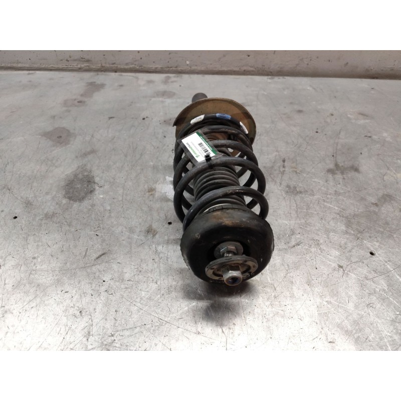 Recambio de amortiguador delantero derecho para peugeot 207 sw confort referencia OEM IAM - Blanco 3