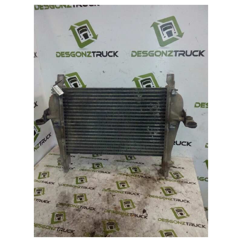 Recambio de intercooler para iveco eurocargo tector chasis  (modelo 80 el 15) tráfico urbano referencia OEM IAM 500361630  