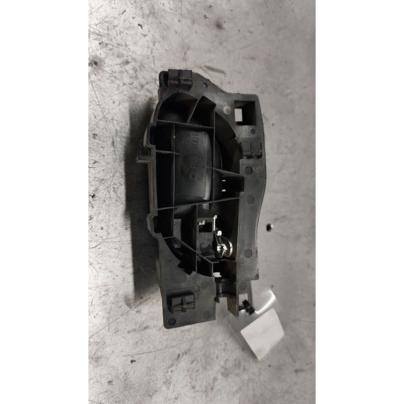 Recambio de maneta interior delantera derecha para peugeot 407 sw st sport referencia OEM IAM - Negro 2