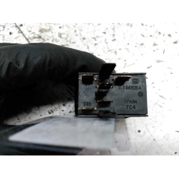 Recambio de boton antiniebla para seat toledo (1l) base referencia OEM IAM  TRASERO Y DELANTERO 