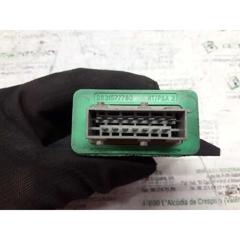 Recambio de modulo electronico para peugeot partner (s1) combispace referencia OEM IAM 9631577780 - Blanco 2