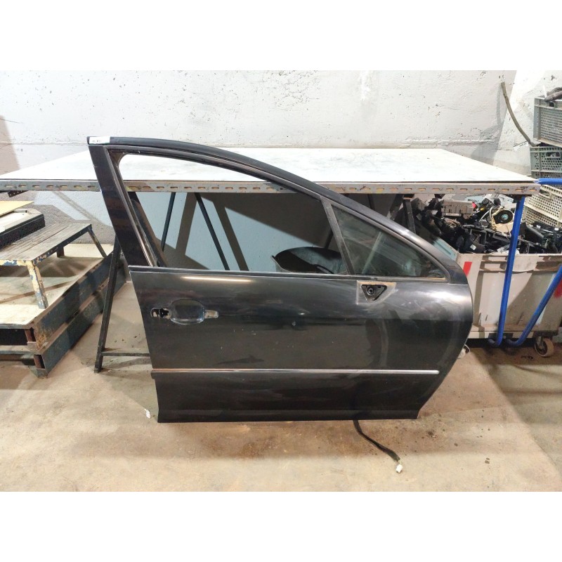 Recambio de puerta delantera derecha para peugeot 407 sw st sport referencia OEM IAM   