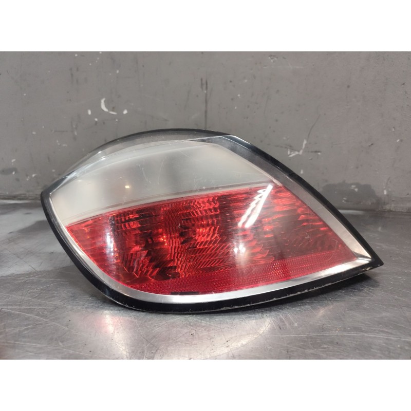 Recambio de piloto trasero izquierdo para opel astra h ber. 1.7 16v cdti referencia OEM IAM   