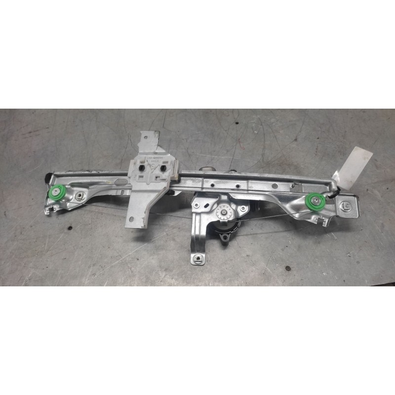 Recambio de elevalunas trasero izquierdo para peugeot 5008 referencia OEM IAM 9682808780 912027108 