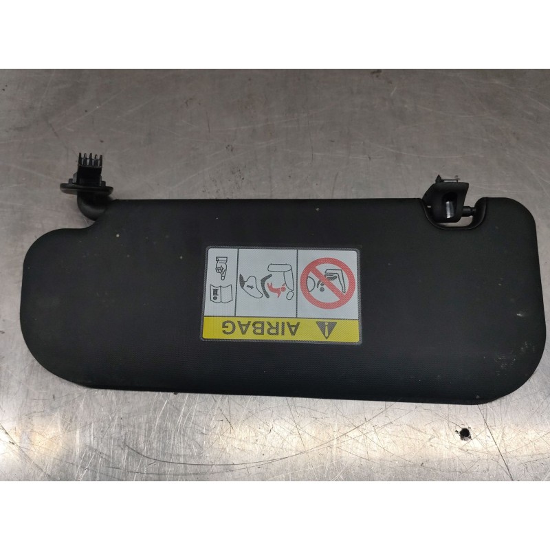 Recambio de parasol derecho para hyundai i30 (gd) 1.6 crdi referencia OEM IAM 4