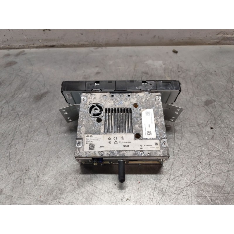 Recambio de sistema audio / radio cd para kia niro i (de) e-niro referencia OEM IAM 9656004330 - Blanco 4