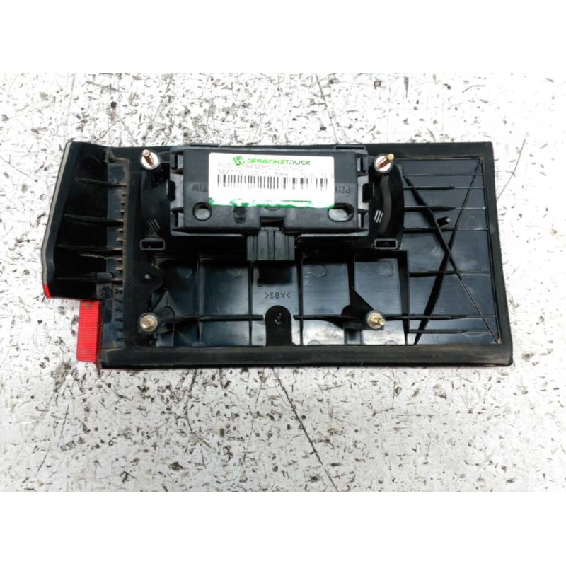 Recambio de piloto trasero derecho para seat toledo (1l) base referencia OEM IAM  INTERIOR O PORTON - Verde 2