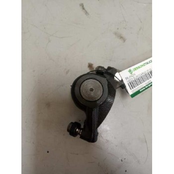 Recambio de balancin para iveco eurocargo 05.03  5.9 diesel referencia OEM IAM 4895067 489506700 BALANCIN ADMISION