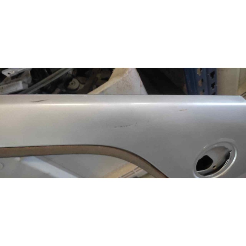 Recambio de puerta delantera derecha para dacia logan laureate referencia OEM IAM 3