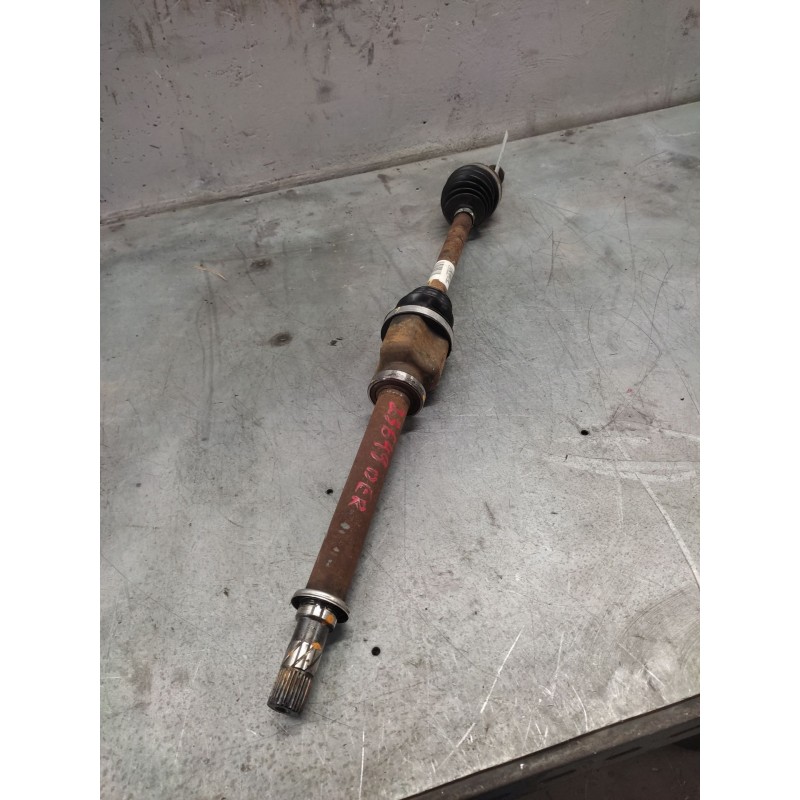 Recambio de transmision delantera derecha para renault clio iii authentique referencia OEM IAM 8200499586 2