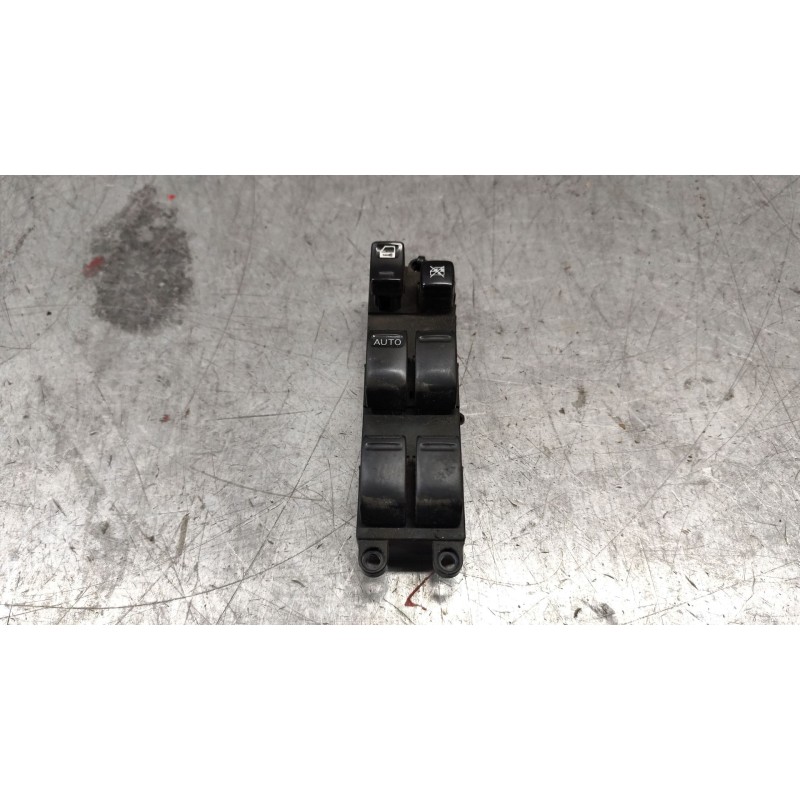 Recambio de mando elevalunas delantero izquierdo para nissan almera ii (n16) 1.5 referencia OEM IAM   