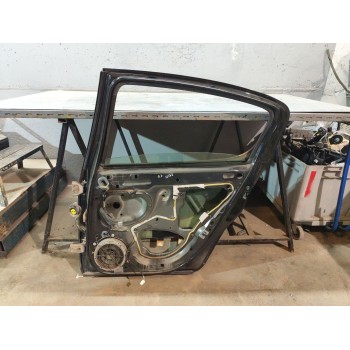 Recambio de puerta trasera derecha para peugeot 407 sw st sport referencia OEM IAM   