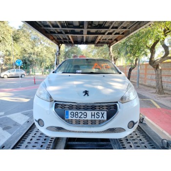 peugeot 208 i (ca_, cc_) del año 2013