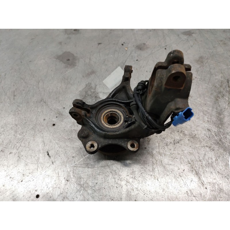Recambio de mangueta delantera izquierda para peugeot 207 sw confort referencia OEM IAM - Blanco 2