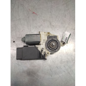 MOTOR ELEVALUNAS DELANTERO DERECHO 9776101434203 