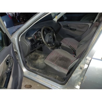 seat cordoba berlina (6k2) del año 2000