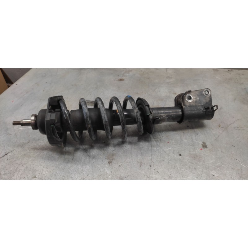 Recambio de amortiguador delantero derecho para renault trafic combi (ab 4.01) 2.0 dci diesel fap cat referencia OEM IAM 8200694 - Blanco 2