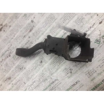 Recambio de mando intermitentes para audi a4 berlina (8e) 2.0 20v cat (alt) referencia OEM IAM 8E0953513A 3 PINS 