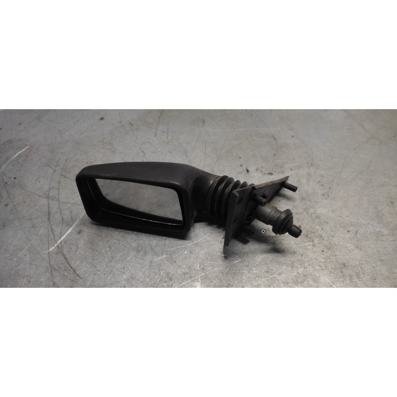 Recambio de retrovisor izquierdo para peugeot 205 berlina 1.8 diesel referencia OEM IAM   