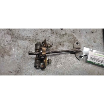 RETENEDOR PUERTA DELANTERA IZQUIERDA