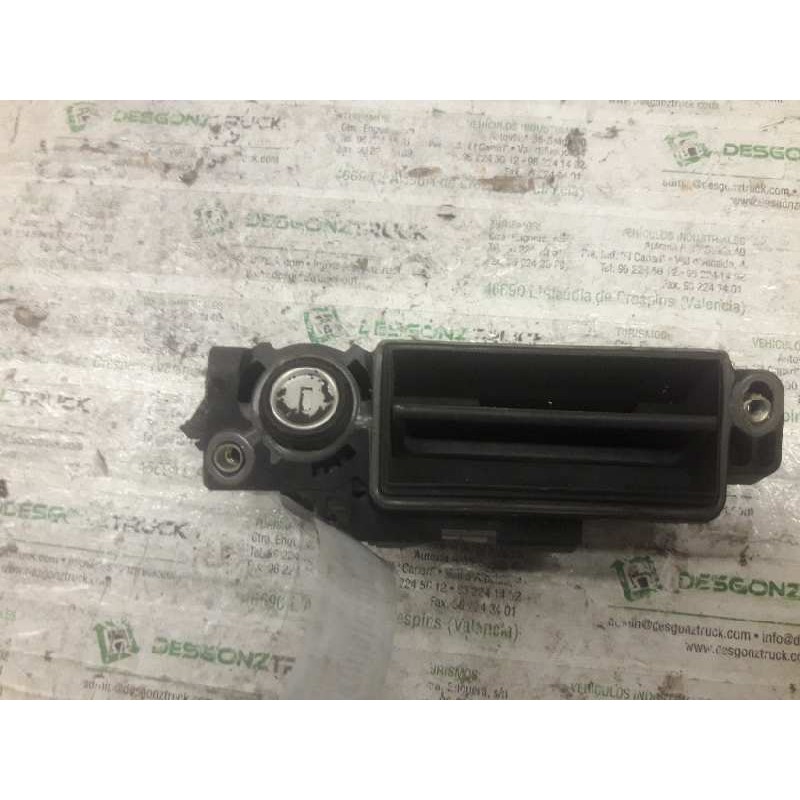 Recambio de maneta exterior porton para mercedes-benz clase e (w211) berlina e 220 cdi (211.006) referencia OEM IAM A2037500693