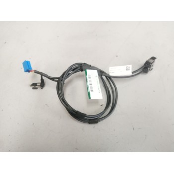 CONECTOR USB / AUX 2020931 