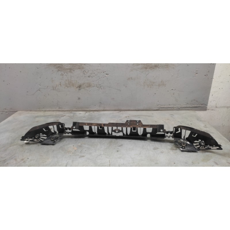 Recambio de soportes paragolpes para bmw serie 1 lim. (f20) referencia OEM IAM  TRASERO PARTE CENTRAL - Blanco 2
