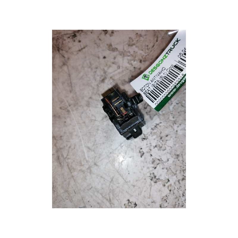 Recambio de boton antivaho para seat ibiza (6l1) cool referencia OEM IAM 6L1959621 5 PINS - Negro 2