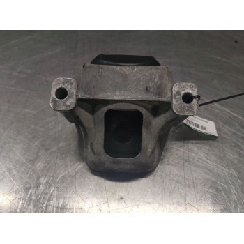 Recambio de soporte motor derecho para audi a4 ber. (b8) básico referencia OEM IAM 8k0199381  