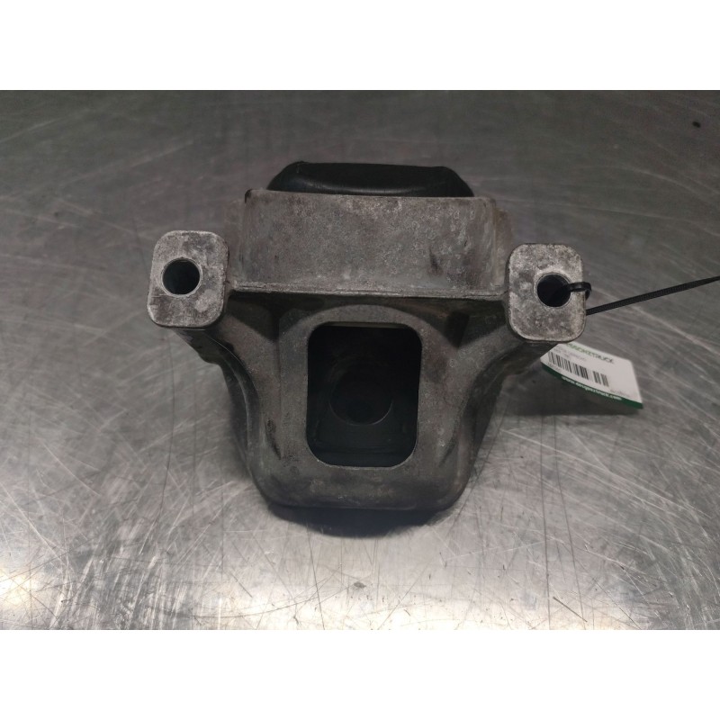 Recambio de soporte motor derecho para audi a4 ber. (b8) básico referencia OEM IAM 8k0199381 - Blanco 3