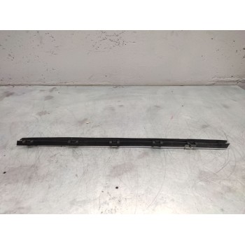 Recambio de moldura puerta delantera derecha para bmw serie 5 berlina (e39) 530d referencia OEM IAM   